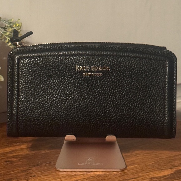 kate spade Handbags - Kate Spade New York Knott Zip Slim Bifold Leather Wallet